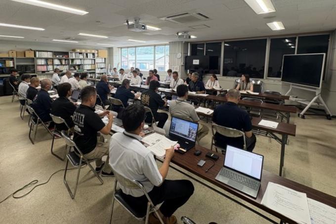 「生きハブ捕獲奨励事業」における業務改善協議1