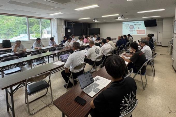 「生きハブ捕獲奨励事業」における業務改善協議2